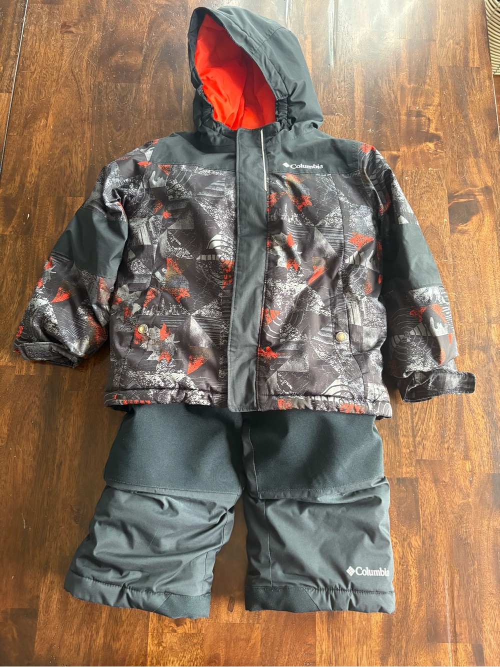 Columbia Mighty Mogul 4T Black and Orange Kids Two-Piece Winter Set